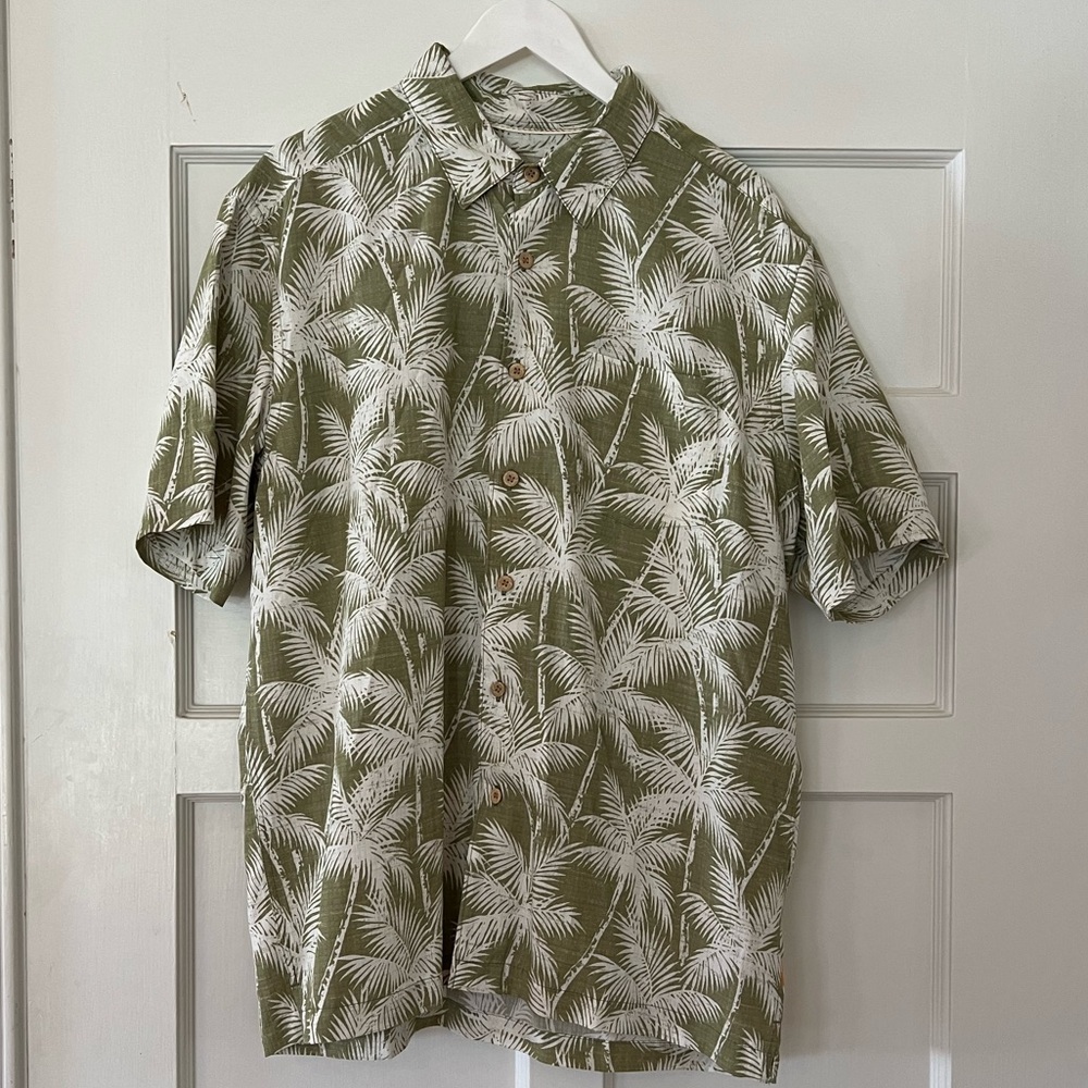 NWOT quiksilver waterman button down shirt